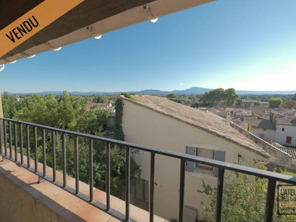 MAISON DE VILLE 4 PIÈCES - TERRASSE - GARAGE
