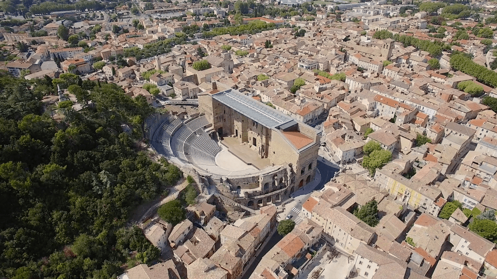 Photo article centre-ville orange