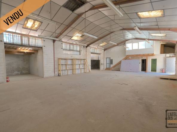 Vente hangar Courthézon