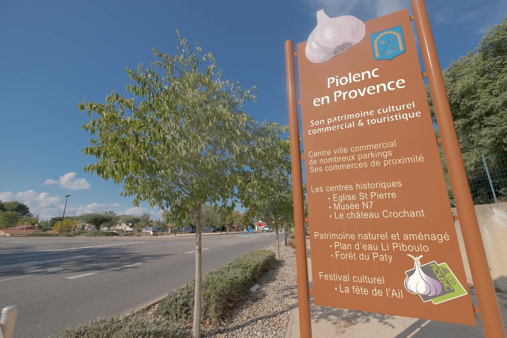 Piolenc 84420
