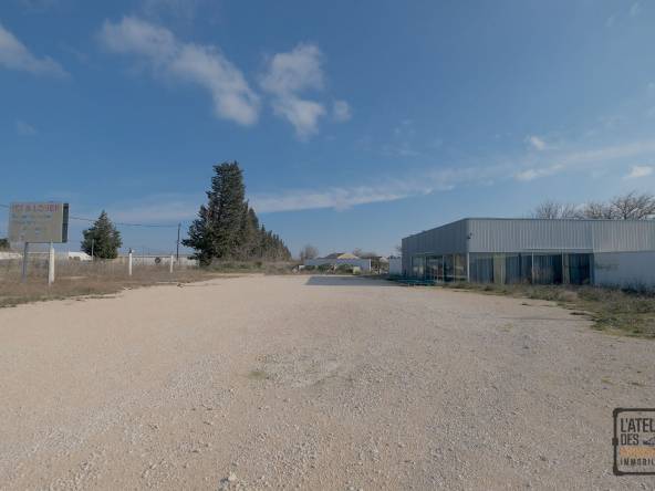 Local commercial Orange 84100