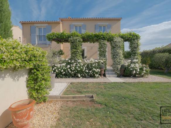 vente maison jonquières 84150