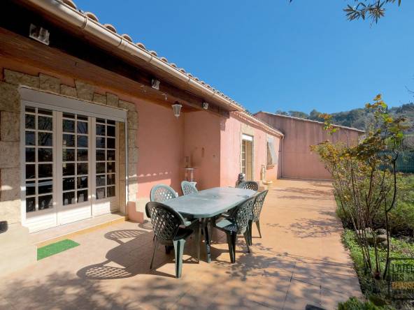 Venter maison Orange 84100