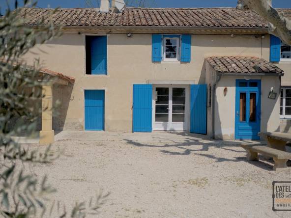 vente corps de ferme 84850 Camaret