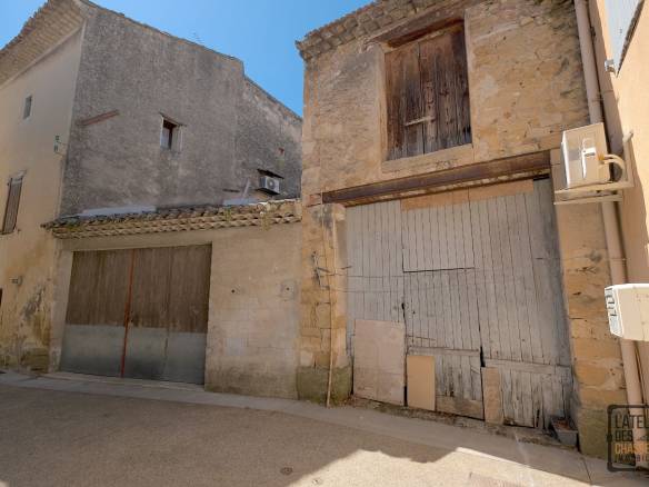 vente garage Camaret 84850