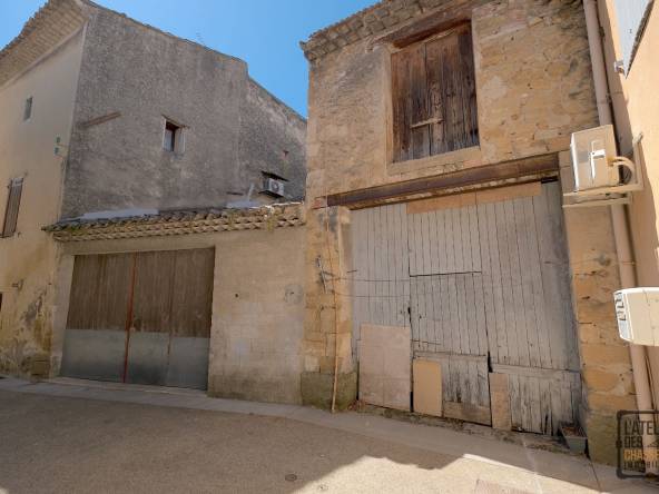 vente garage Camaret 84850