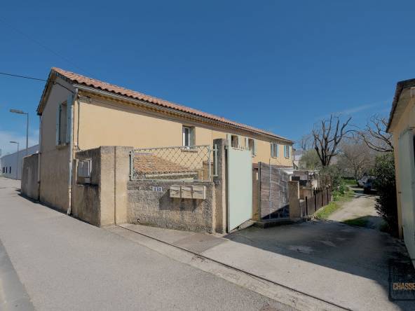 vente immeuble orange 84100