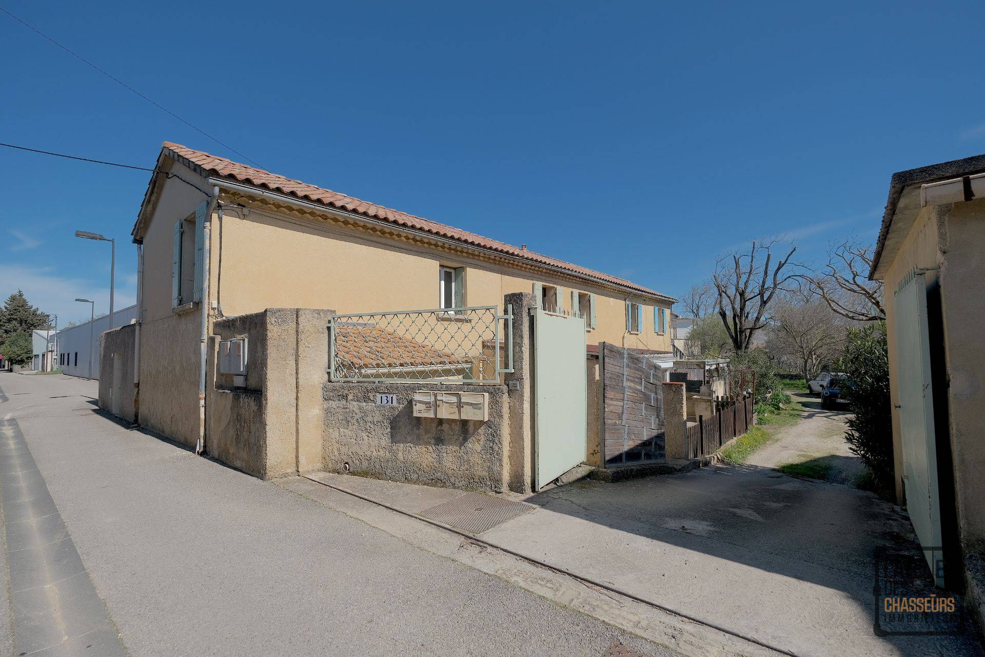 vente immeuble orange 84100