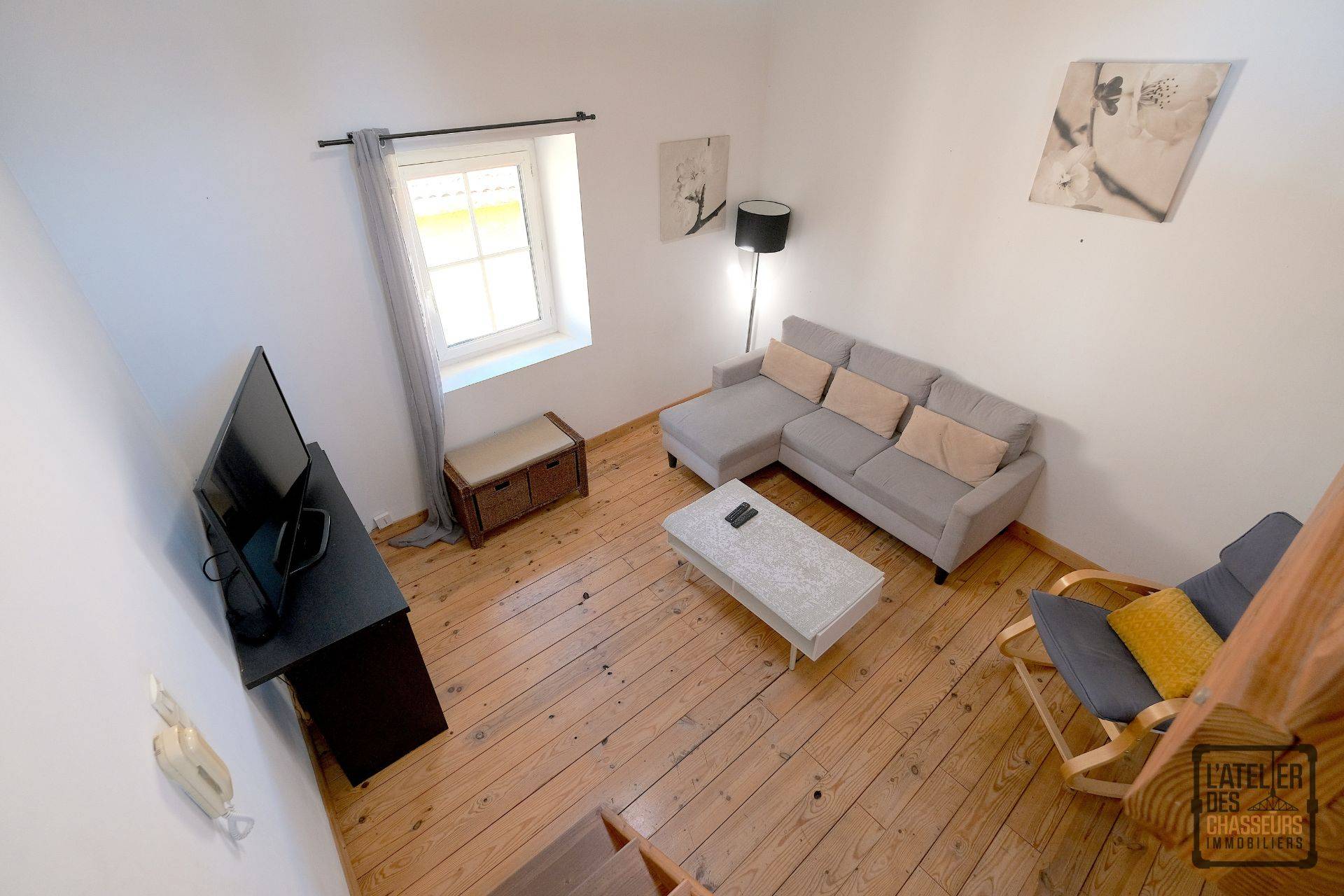 vente maison avec local commercial à Orange 84100