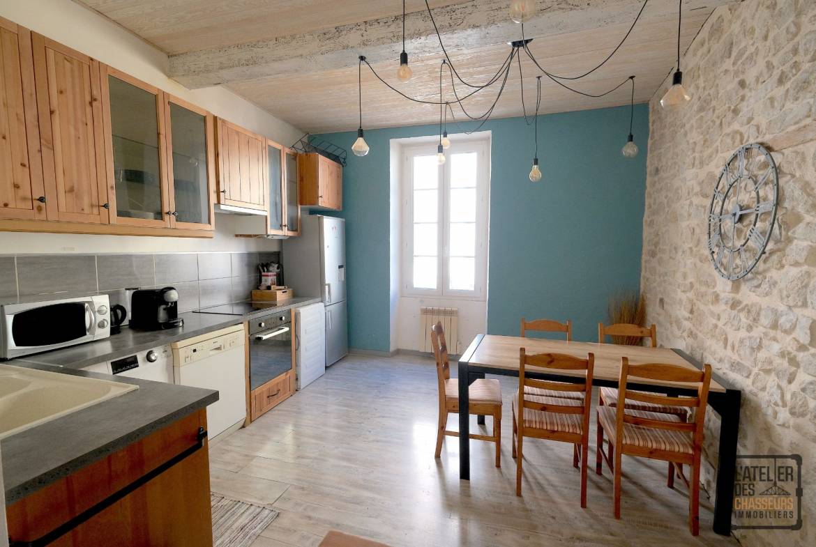 vente maison avec local commercial à Orange 84100