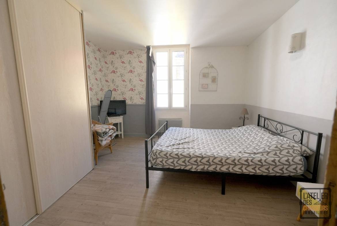 vente maison avec local commercial à Orange 84100