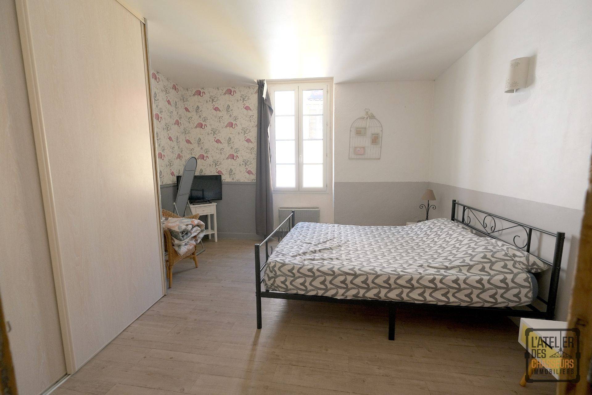 vente maison avec local commercial à Orange 84100