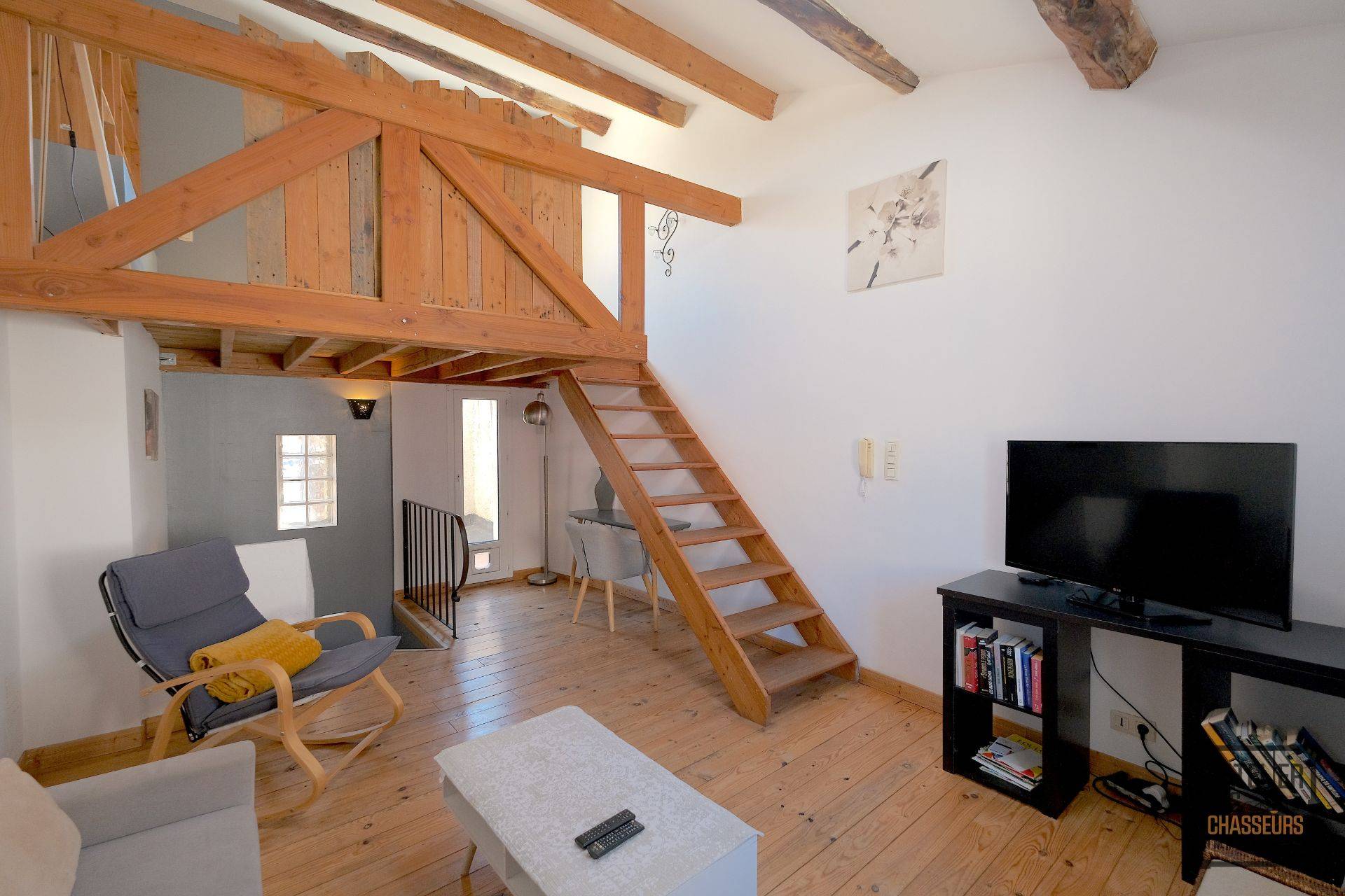 vente maison avec local commercial à Orange 84100