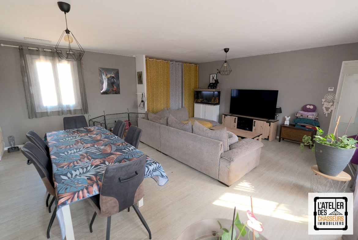 vente maison mornas 84550