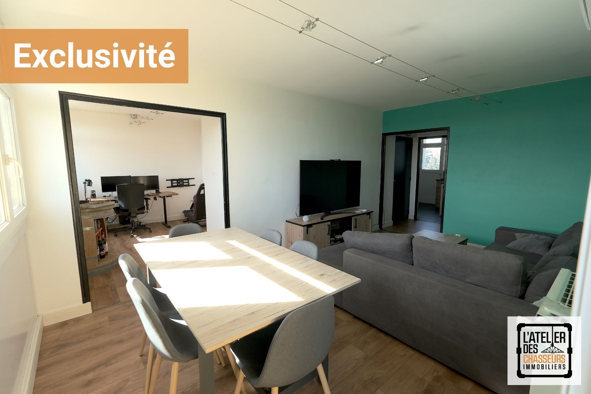 salon / séjour vente appartement Orange 84100
