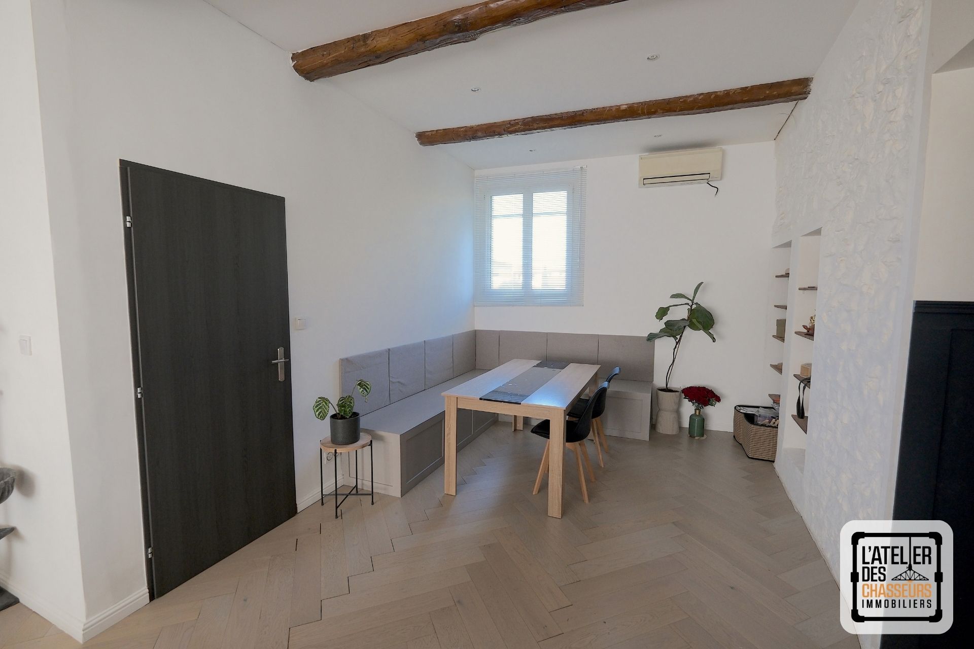salle à manger vente maison centre-ville d'Orange 84100