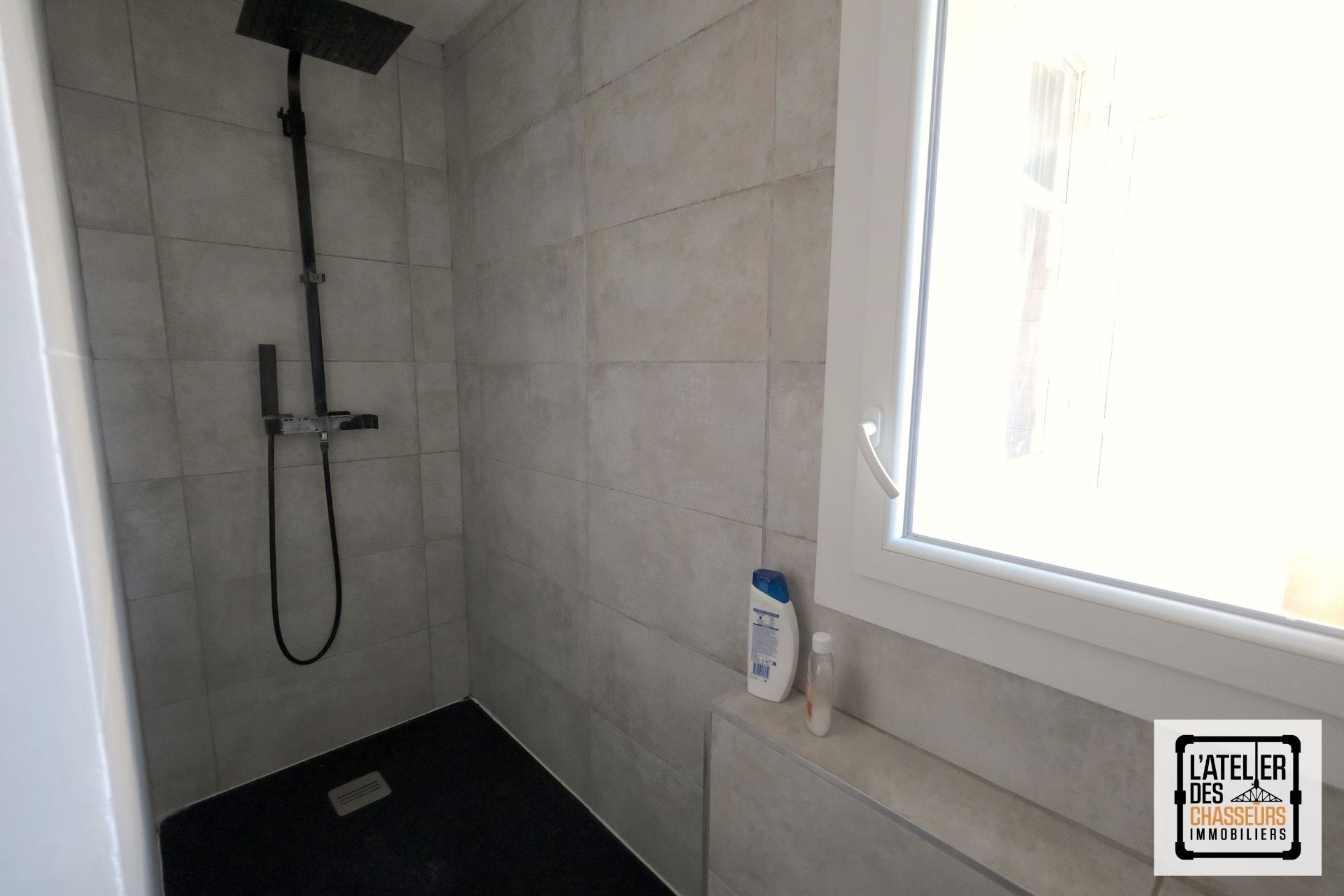 salle d’eau vente appartement Orange 84100
