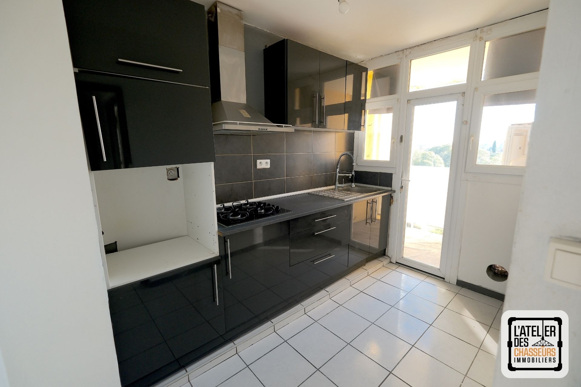 cuisine vente appartement orange 84100